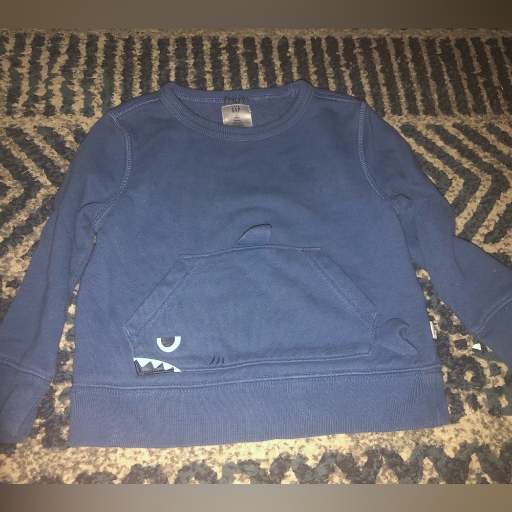 Gap sweatshirt